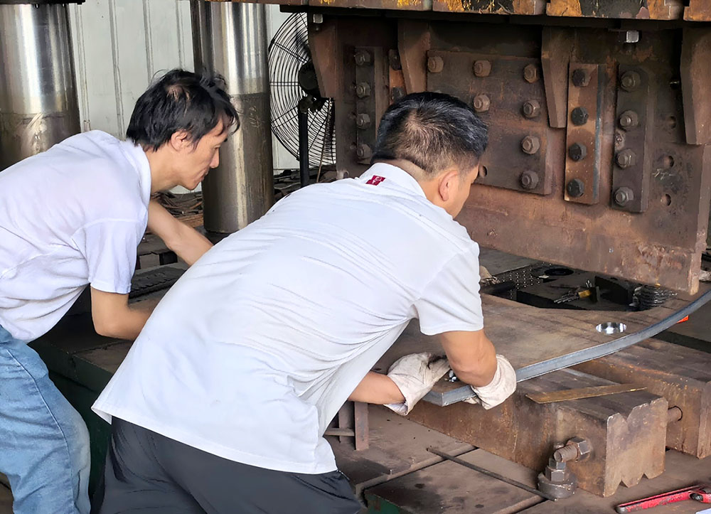 壓機(jī) 2025-09-12